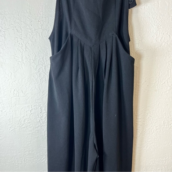 Halara Black Adjustable Waffle Plicated Overalls Jumpsuit - Picture 5 of 13